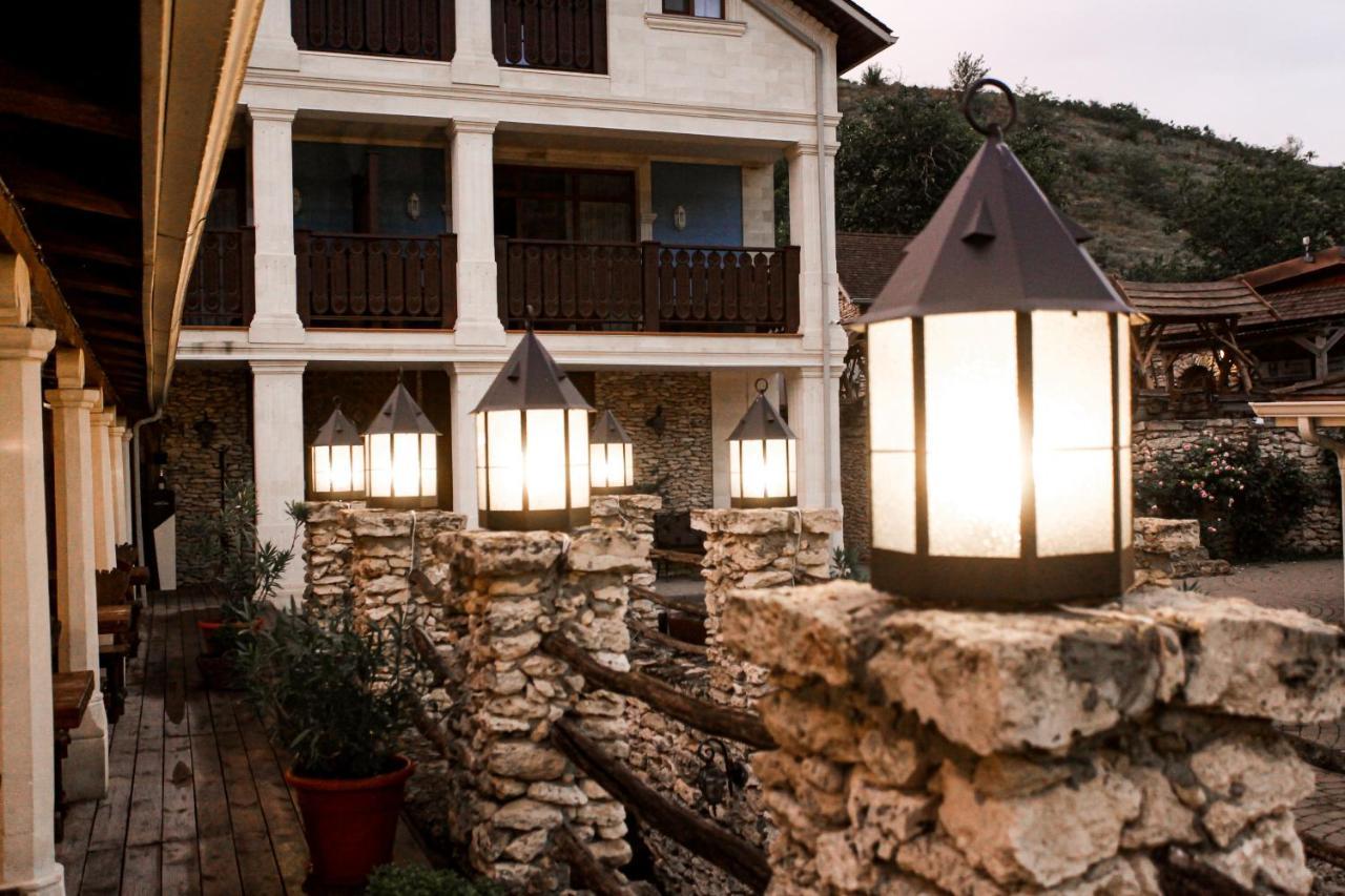 Vila Etnica Trebujeni ภายนอก รูปภาพ