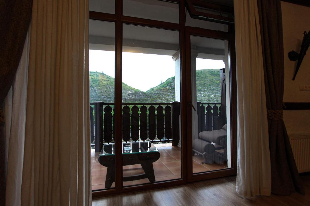 Vila Etnica Trebujeni ภายนอก รูปภาพ