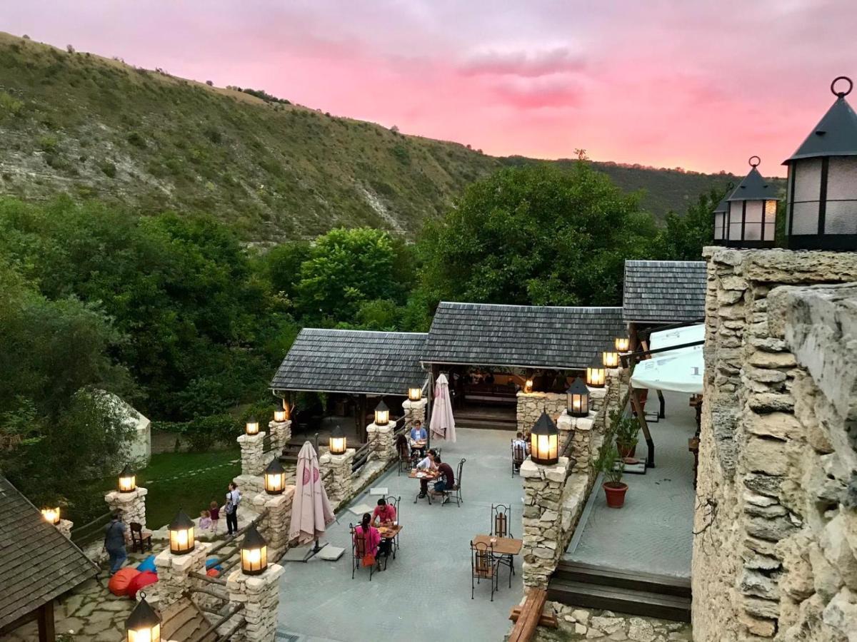 Vila Etnica Trebujeni ภายนอก รูปภาพ